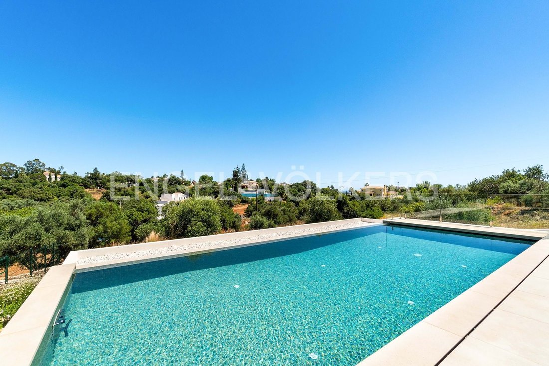 Villa in Loule (Sao Clemente), Algarve, Portugal 5 - 18297677