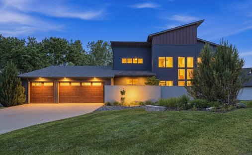 House in Eagan, Minnesota, United States 1