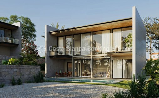 Chalet in Calp / Calpe, Valencian Community, Spain 1