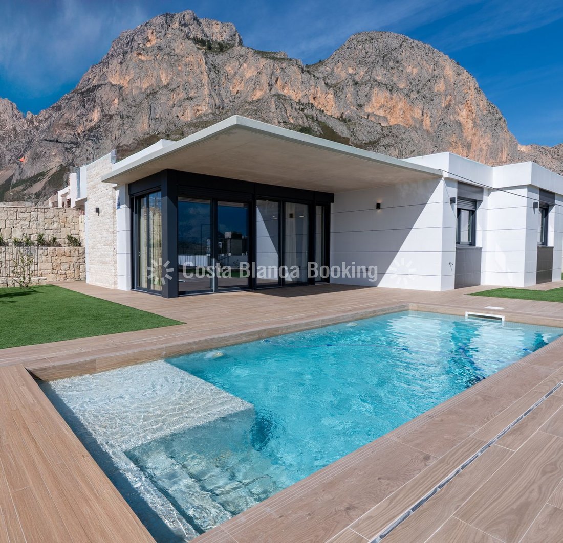Chalet in Polop, Valencian Community, Spain 1 - 18297659