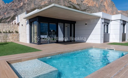 Chalet in Polop, Valencian Community, Spain 1