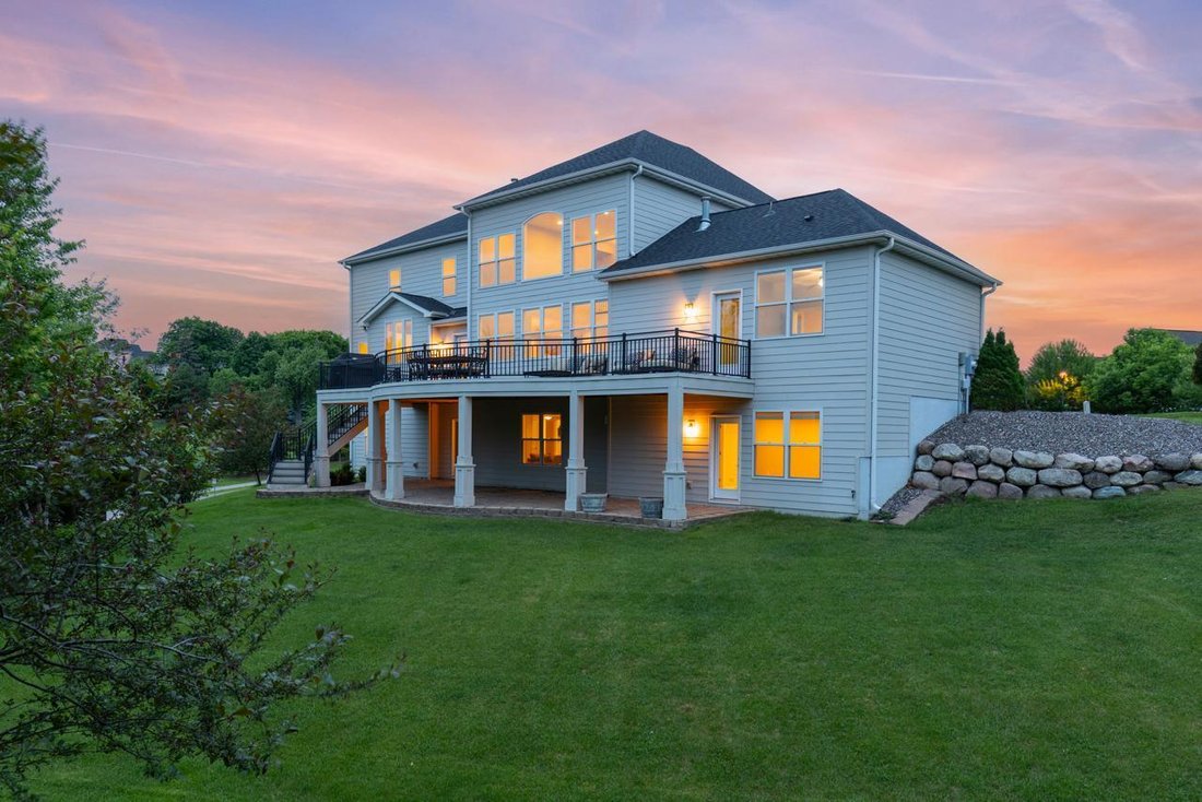 House in Eden Prairie, Minnesota, United States 2 - 18221355