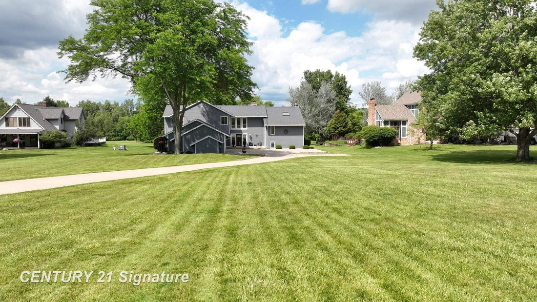 House in Flint Township, Michigan, United States 1 - 18297615