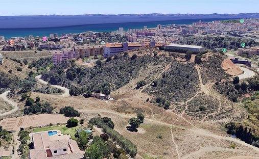 Land in Fuengirola, Andalusien, Spanien 1