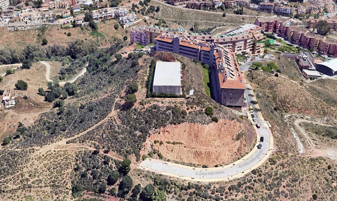 Land in Fuengirola, Andalusia, Spain 3 - 18297619