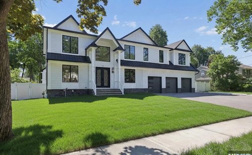House in Paramus, New Jersey, United States 1