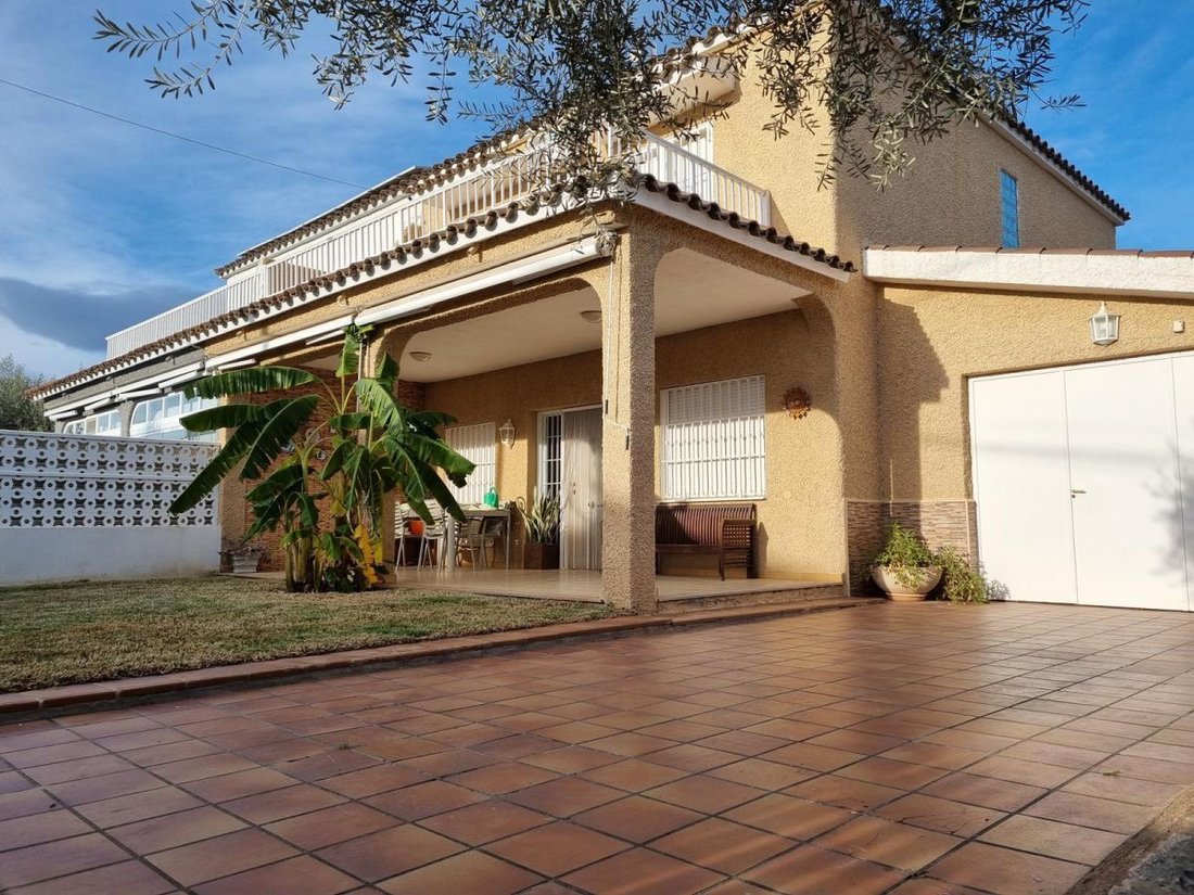 Villa in Castellón de la Plana, Valencian Community, Spain 2 - 18297612