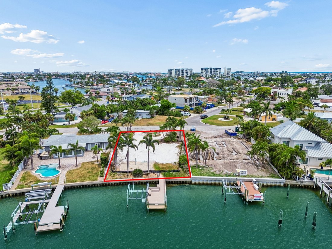 Land in St. Pete Beach, Florida, United States 3 - 18297618