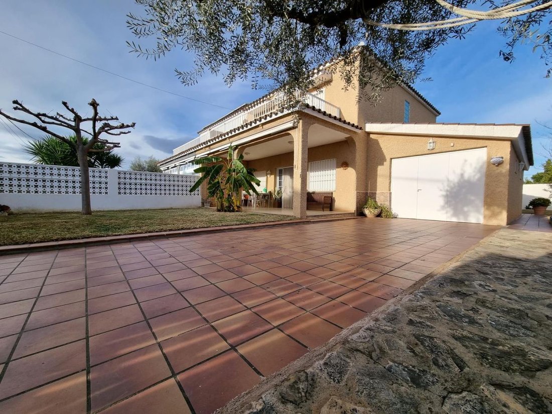 Villa in Castellón de la Plana, Valencian Community, Spain 5 - 18297612