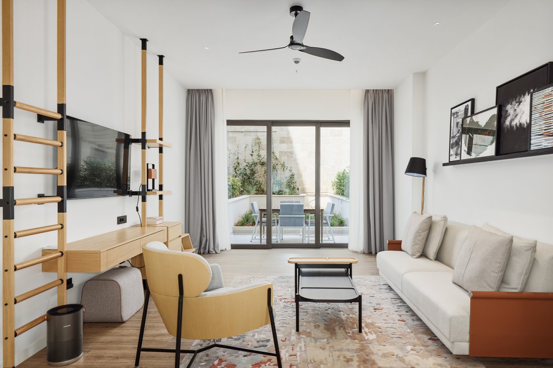 Apartment in Tivat, Tivat Municipality, Montenegro 4 - 18297559