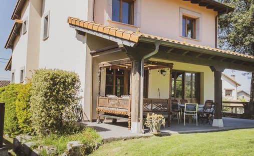 Chalet a Llanes, Asturie, Spagna 1