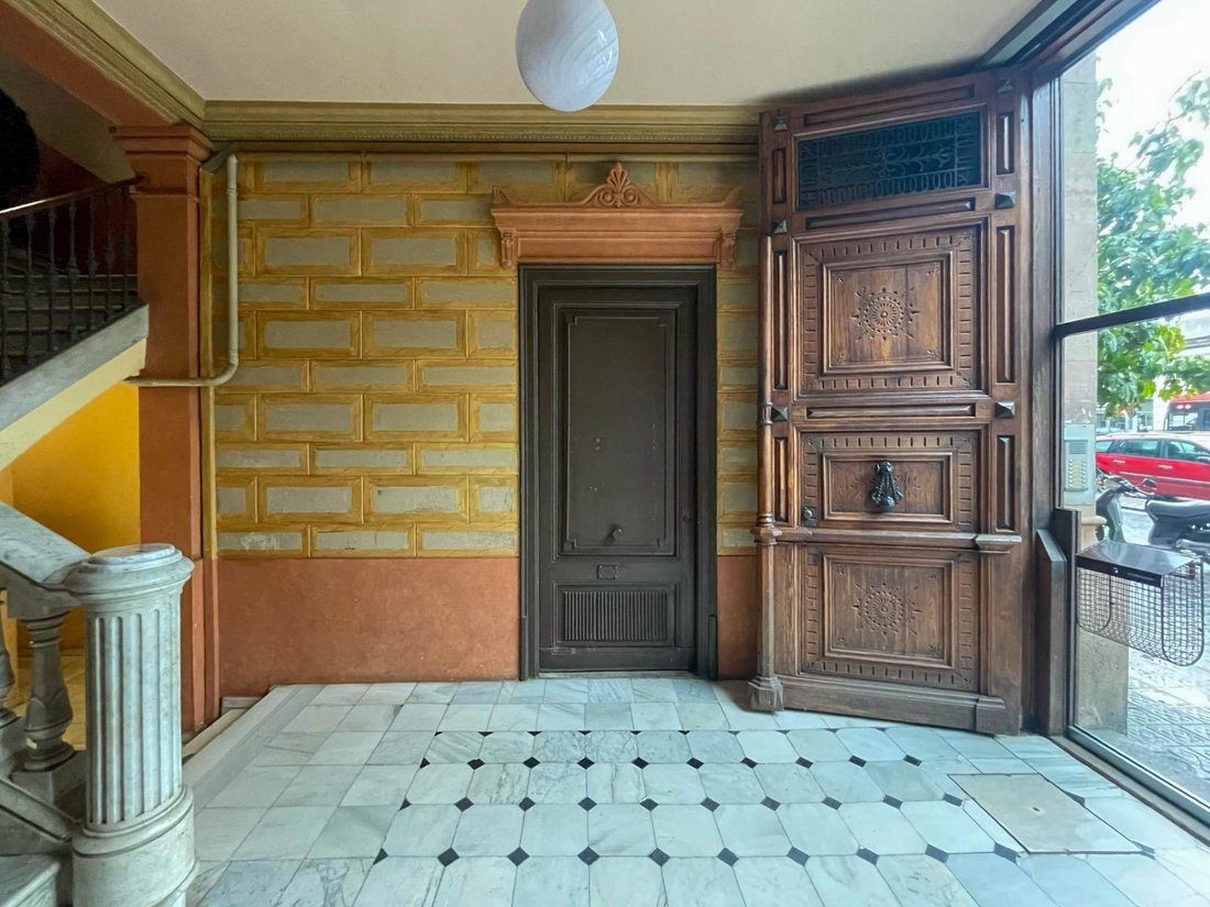 Apartment in Ciutat Vella, Barcelona, Spain 2 - 18302239