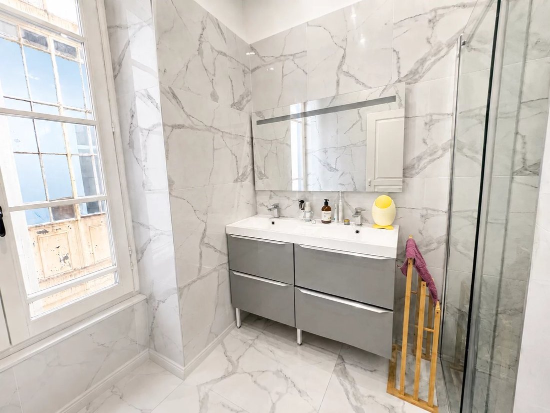 Appartement à Nice, Provence-Alpes-Côte d'Azur, France 4 - 18298275
