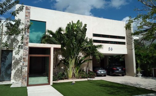 House in Yucatán Country Club, Yucatan, Mexico 1