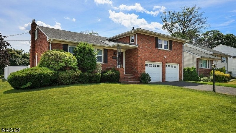 House in Linden, New Jersey, United States 1 - 18297986
