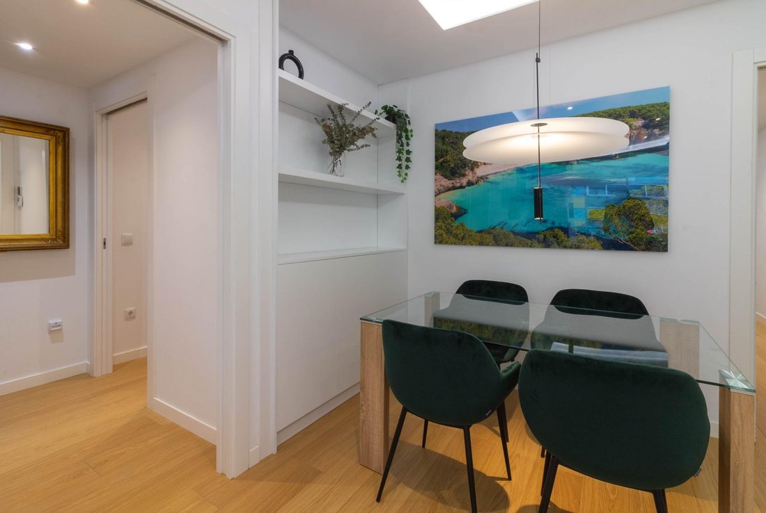 Apartment in Eixample, Barcelona, Spain 4 - 18302414