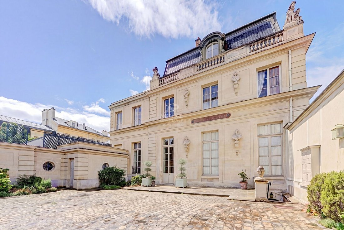 Apartment in Forêt, Saint-Germain-en-Laye, France 2 - 18301101