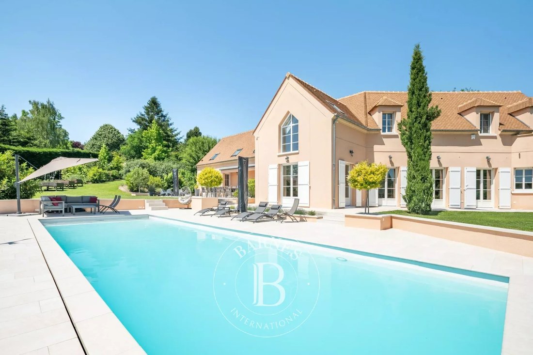 House in Sud, Chambourcy, France 3 - 18298283