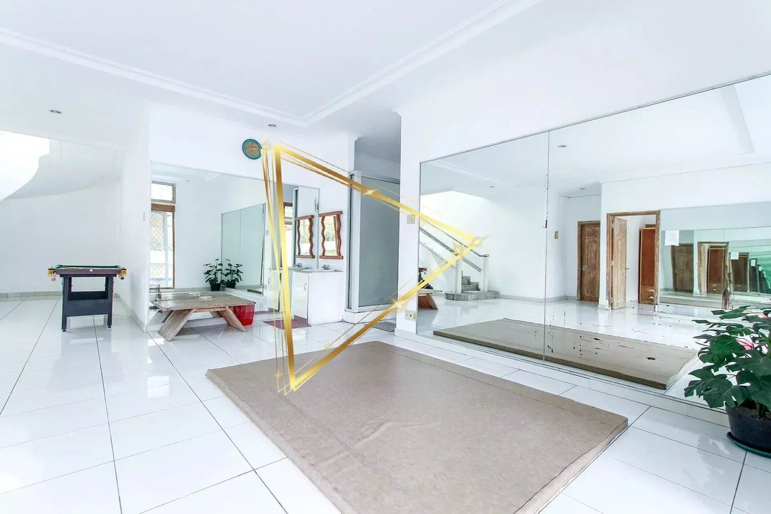 Apartment in Bel-Air Nord, Paris 12e Arrondissement, Paris 1 - 17512261