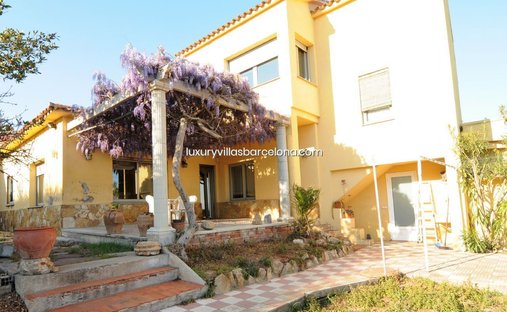 House in Pineda de Mar, Catalonia, Spain 1