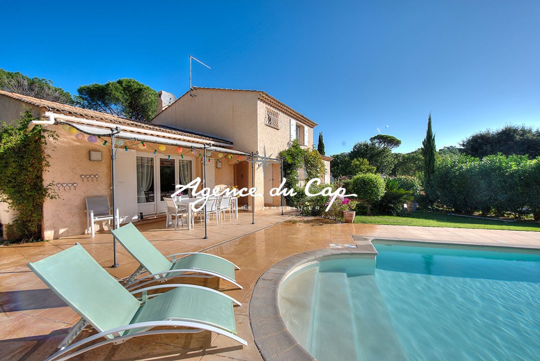 Villa in Le Dramont-Agay-Anthéor-Le Trayas, Saint-Raphaël, France 2 - 18302963