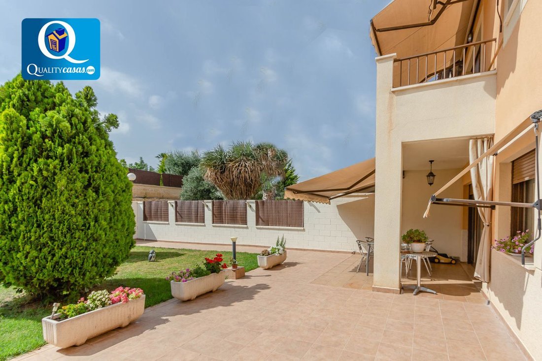 Villa in Mutxamel, Valencian Community, Spain 3 - 18227248
