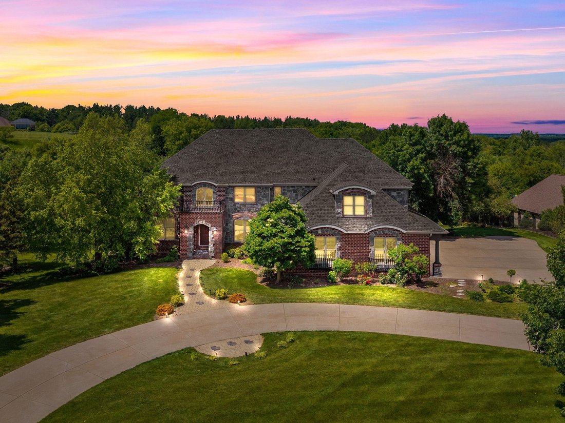 House in Appleton, Wisconsin, United States 3 - 17946305