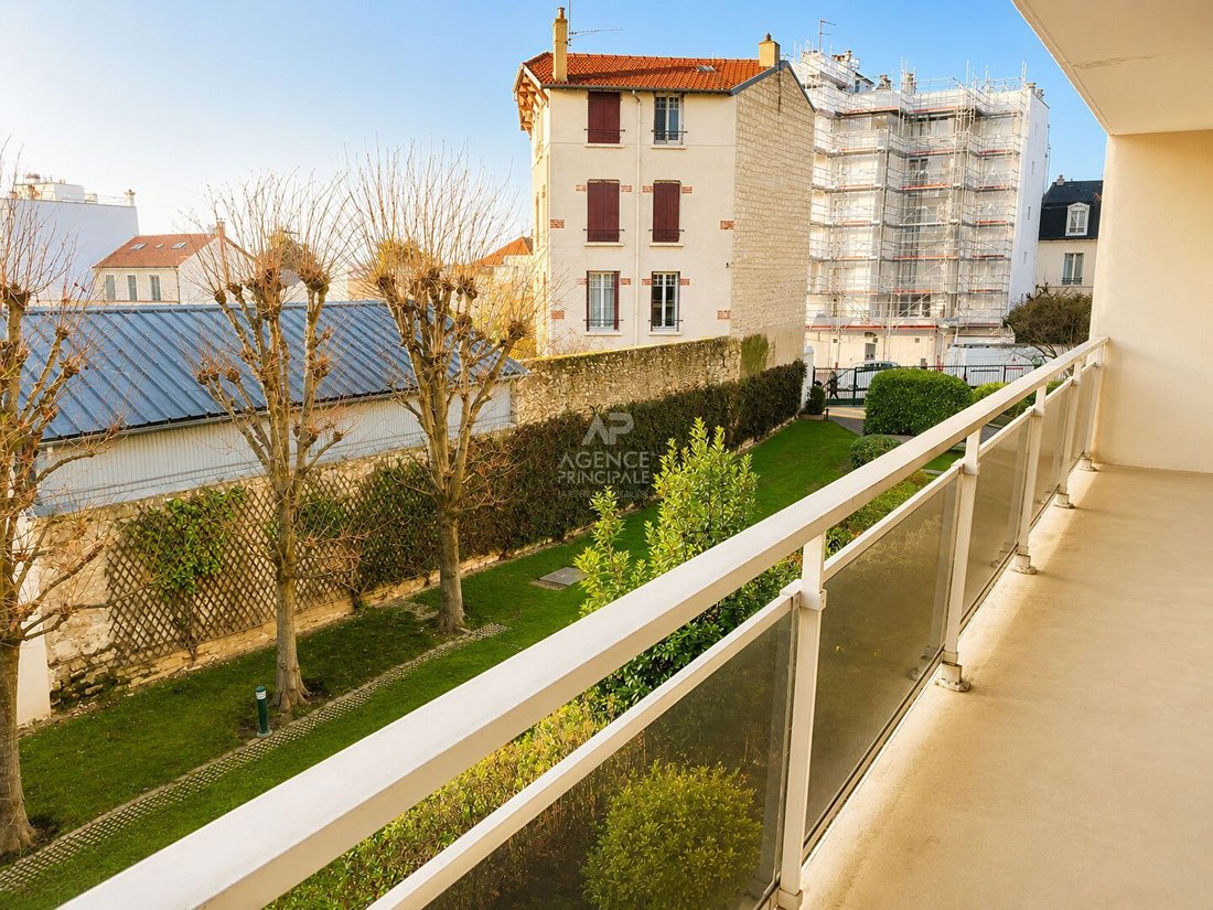 Apartment in Forêt, Saint-Germain-en-Laye, France 1 - 18301094