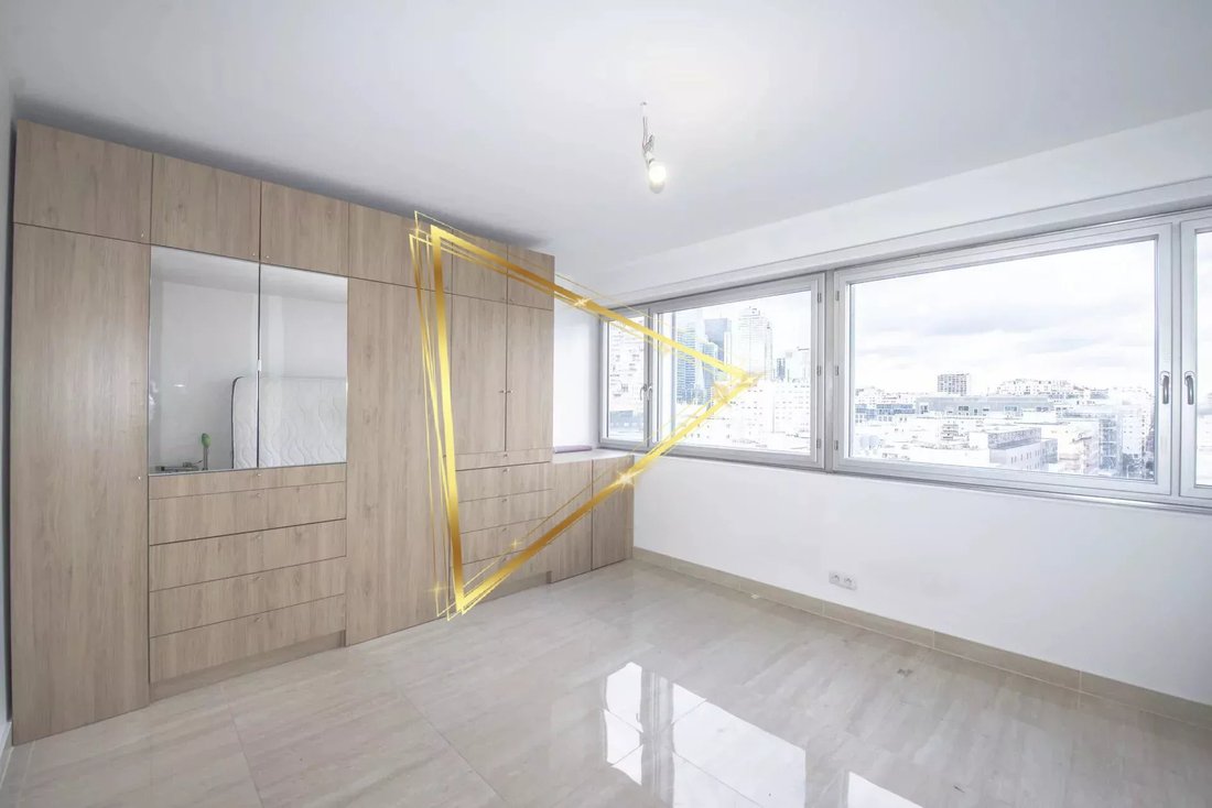 Apartment in Hôtel de Ville, Courbevoie, France 3 - 17512265