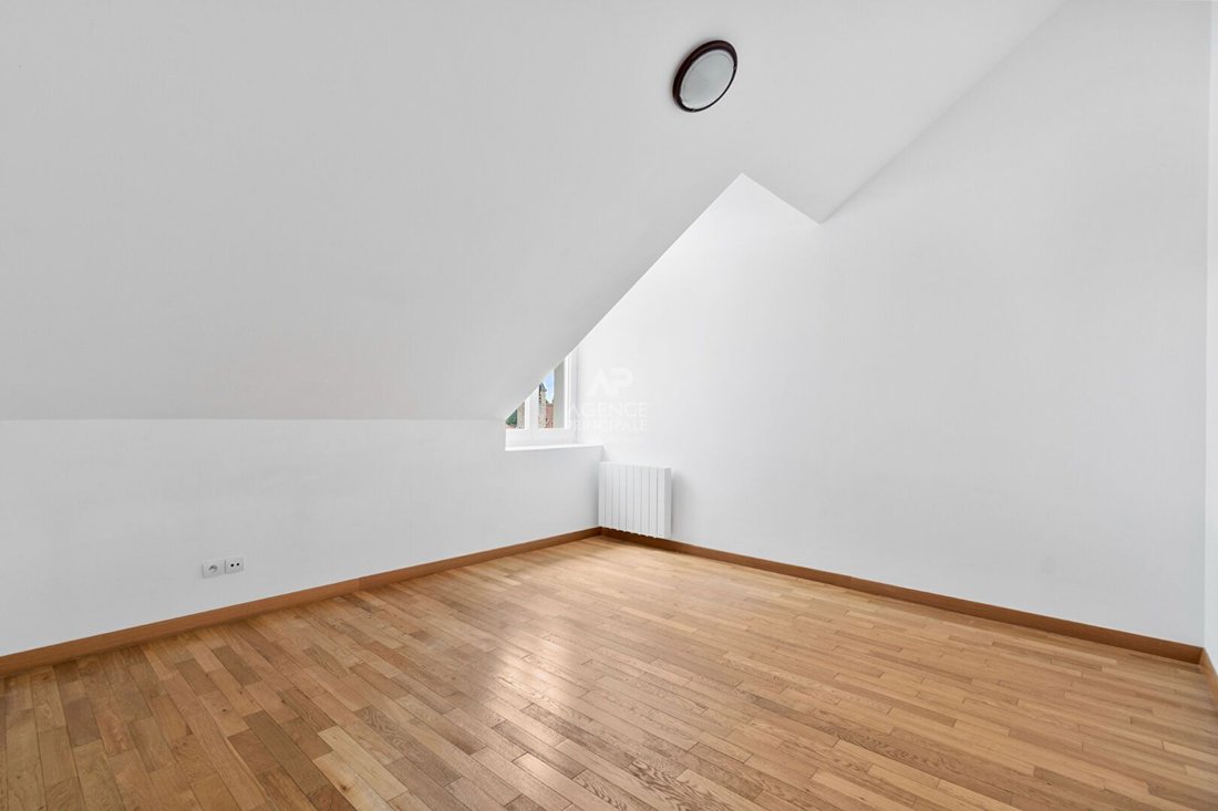 Apartment in Sud, Chambourcy, France 5 - 18301024
