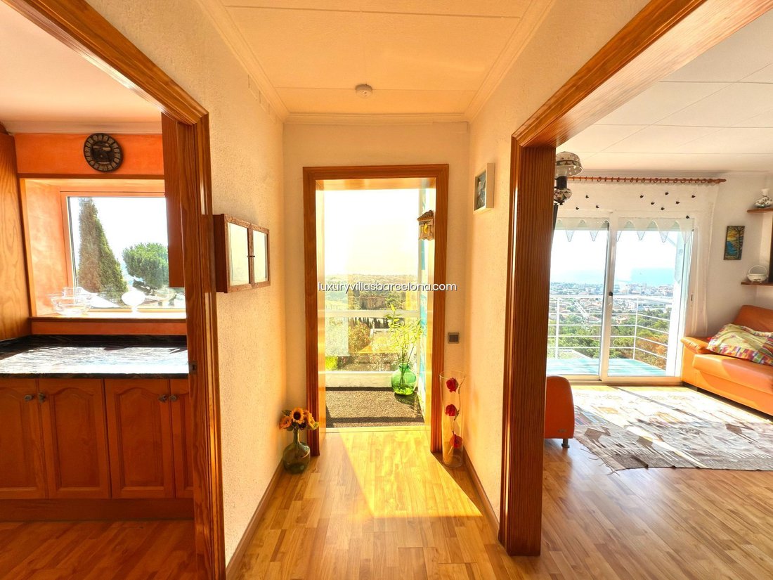 Villa in Pineda de Mar, Catalonia, Spain 4 - 18300638