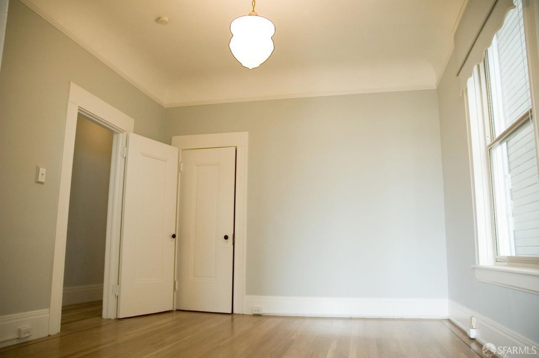 San Francisco, California, United States 4 - 18300564
