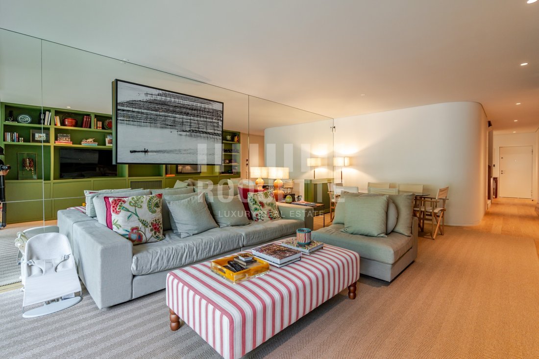 Apartment in Cedofeita, Santo Ildefonso, Se, Miragaia, Sao Nicolau e Vitoria, Porto District, Portugal 1 - 18239126
