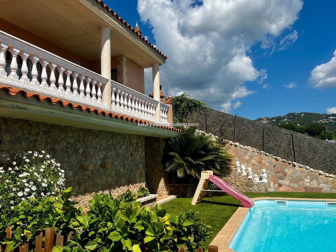 Villa in Calella, Catalonia, Spain 2 - 18299849