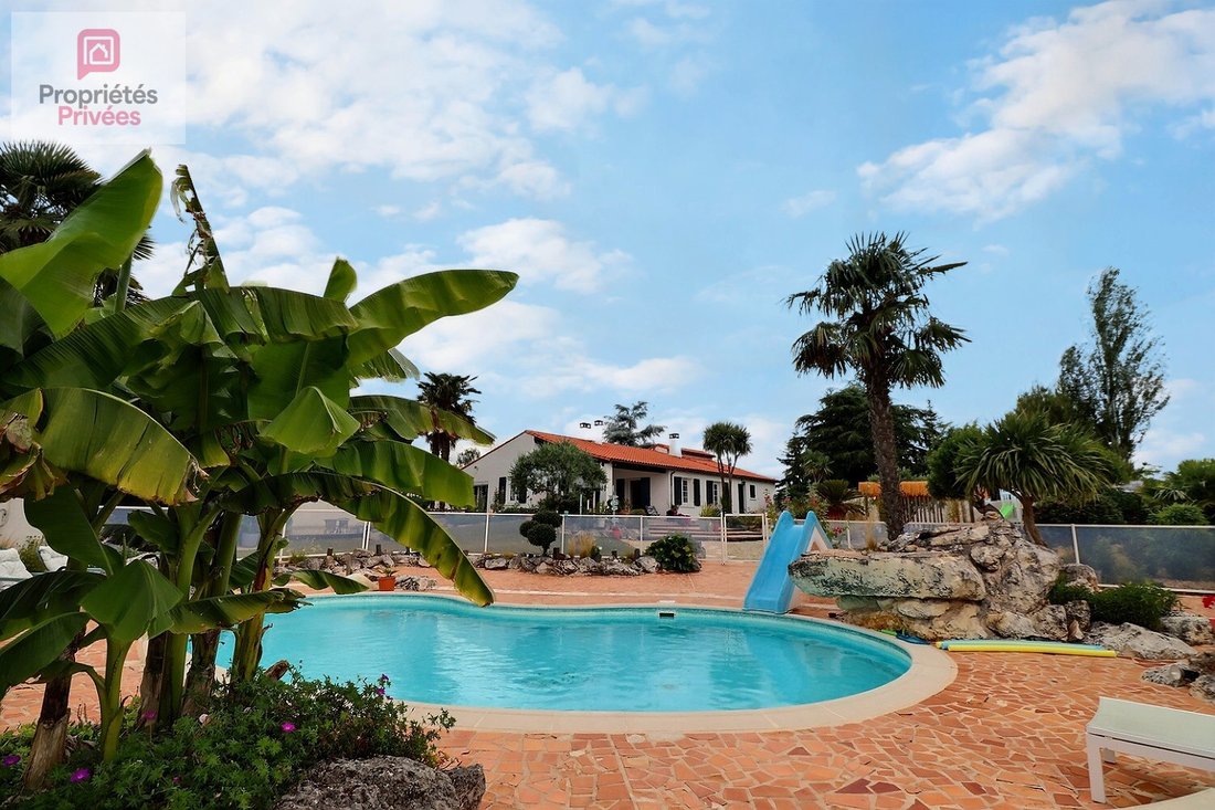 Villa en Pont-l'Abbé-d'Arnoult, Nueva Aquitania, Francia 2 - 18302972