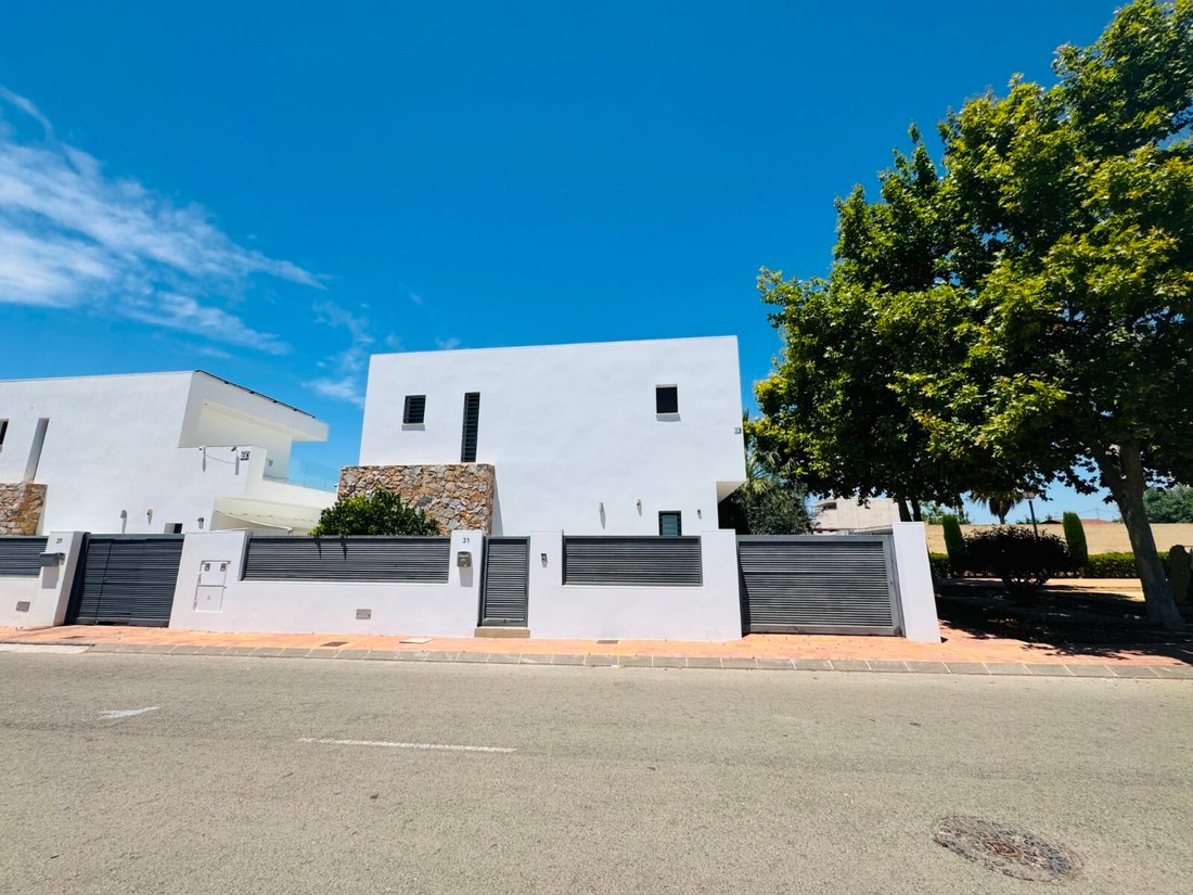 Villa in Lo Pagan, San Pedro del Pinatar, Región de Murcia 1 - 18302840