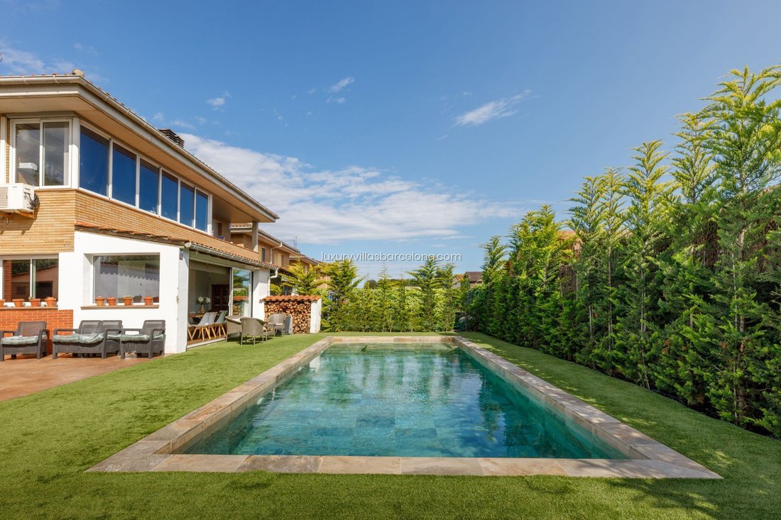 Villa in Pineda de Mar, Catalonia, Spain 2 - 18300552