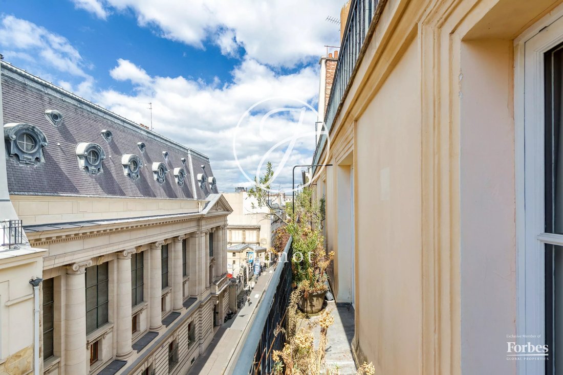 Apartment in Saint Germain des Prés, Paris 6e Arrondissement, Paris 2 - 18298736