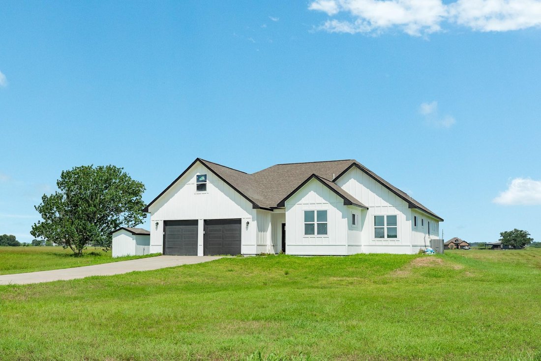 House in Angleton, Texas, United States 4 - 18302041