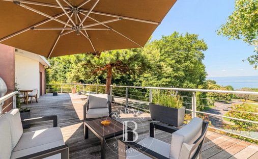 Haus in Evian-les-Bains, Auvergne-Rhone-Alpen, Frankreich 1
