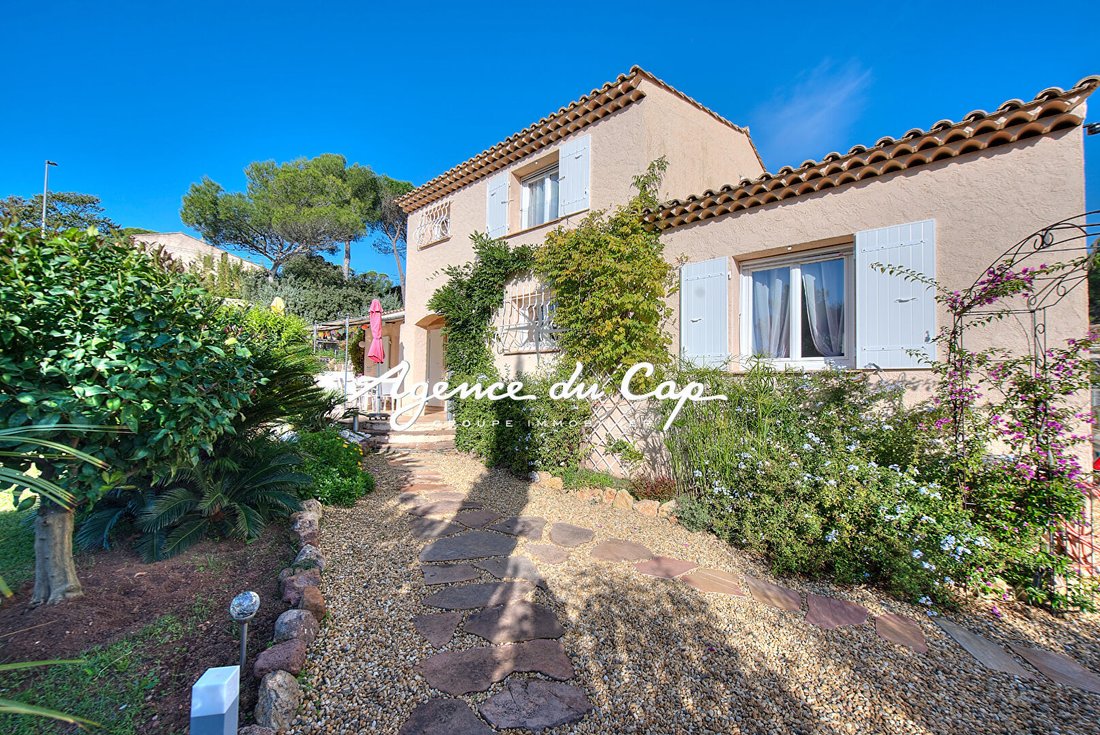 Villa in Le Dramont-Agay-Anthéor-Le Trayas, Saint-Raphaël, France 4 - 18302963