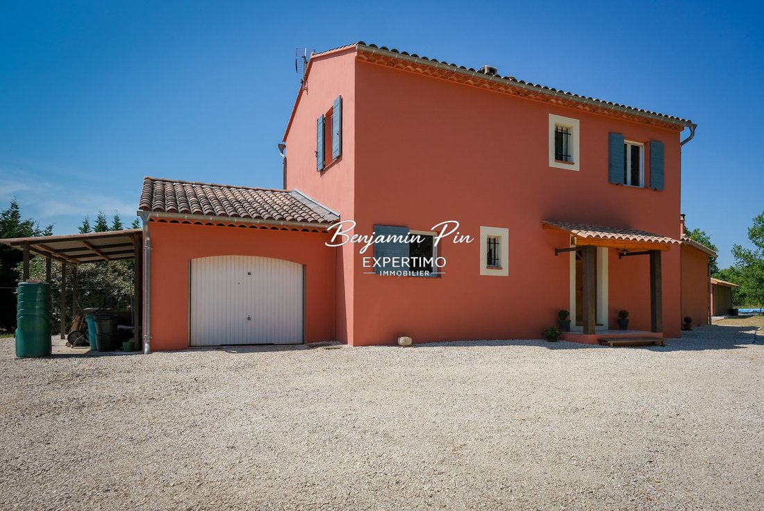 Villa in Saint-Saturnin-lès-Apt, Provence-Alpes-Côte d'Azur, France 3 - 18302232