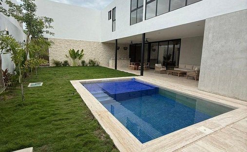 Casa a Xcanatún, Yucatán, Messico 1