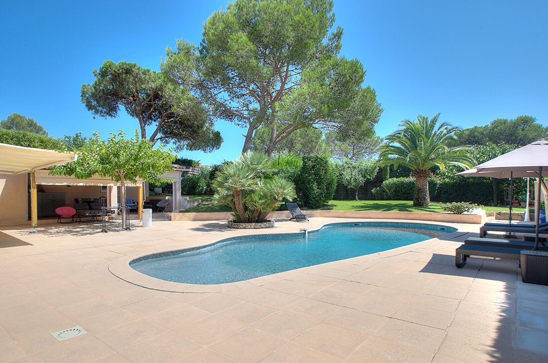 Villa in Centre ville, Saint-Raphaël, France 3 - 18302991