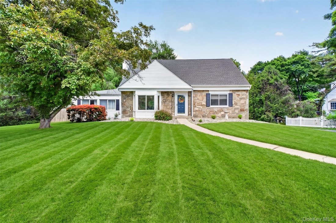 House in Spackenkill, New York, United States 3 - 18048760