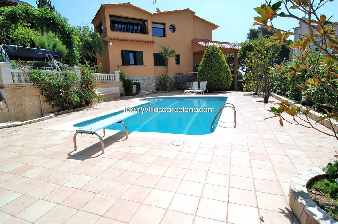 Villa à Pineda de Mar, Catalogne, Espagne 2 - 18300098