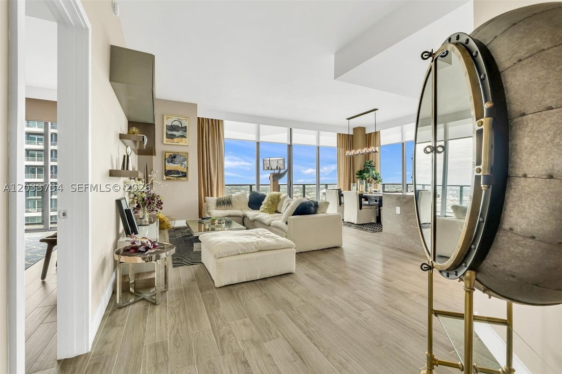 Condo in Miami, Florida, United States 4 - 18301549