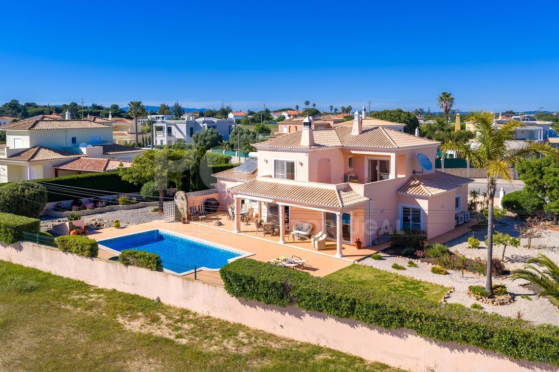 Villa in Porches, Algarve, Portugal 3 - 18299127
