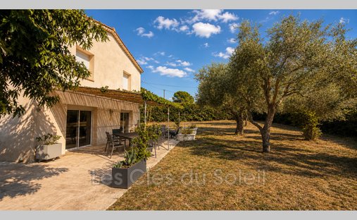 Villa in Camps-la-Source, Provence-Alpes-Côte d'Azur, France 1