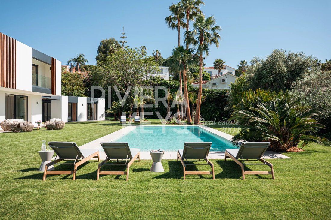 Villa in Antibes, Provence-Alpes-Côte d'Azur, France 3 - 18298773